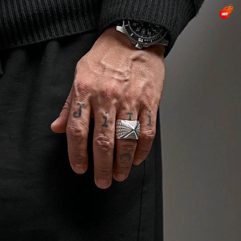 PYRAMID STERLING SILVER RING(SERR-191)