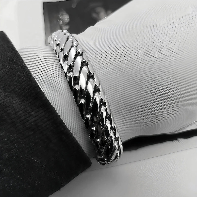 HANDCRAFTED PURE SILVER BRACELET(SERB-116)